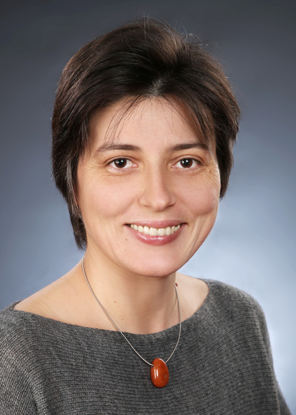 Dr. Iulia Dondorici